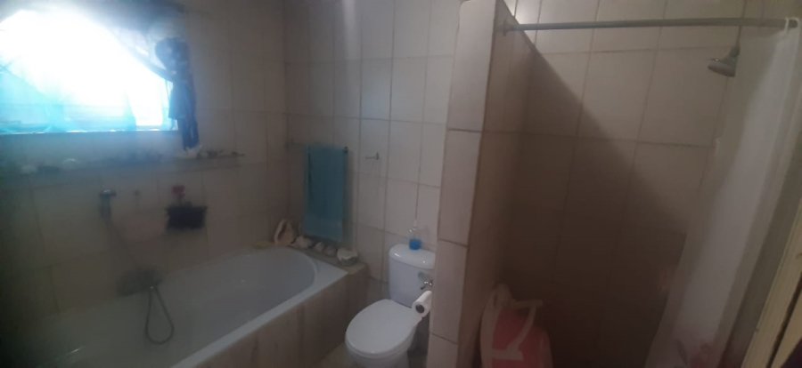 4 Bedroom Property for Sale in Albertinia Western Cape